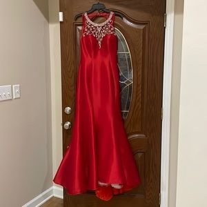 Mac Duggal Prom Dress